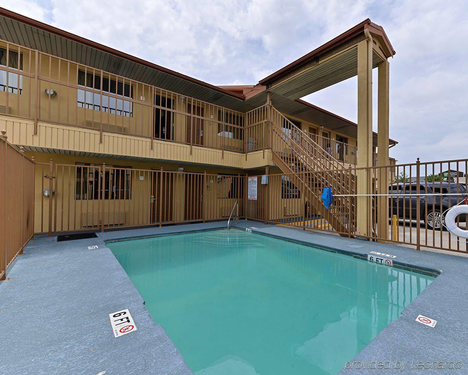 Econo Lodge San Bernardino I-215 Exterior photo